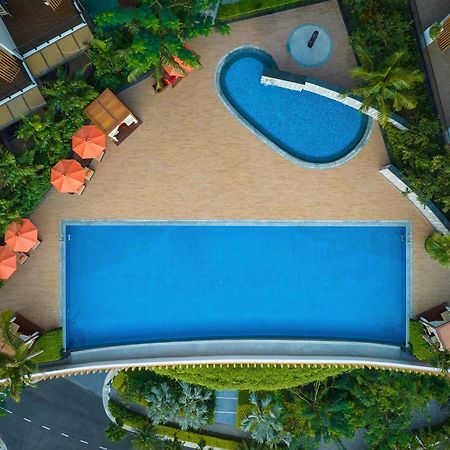 Birkin International Hotel Malacca Екстер'єр фото