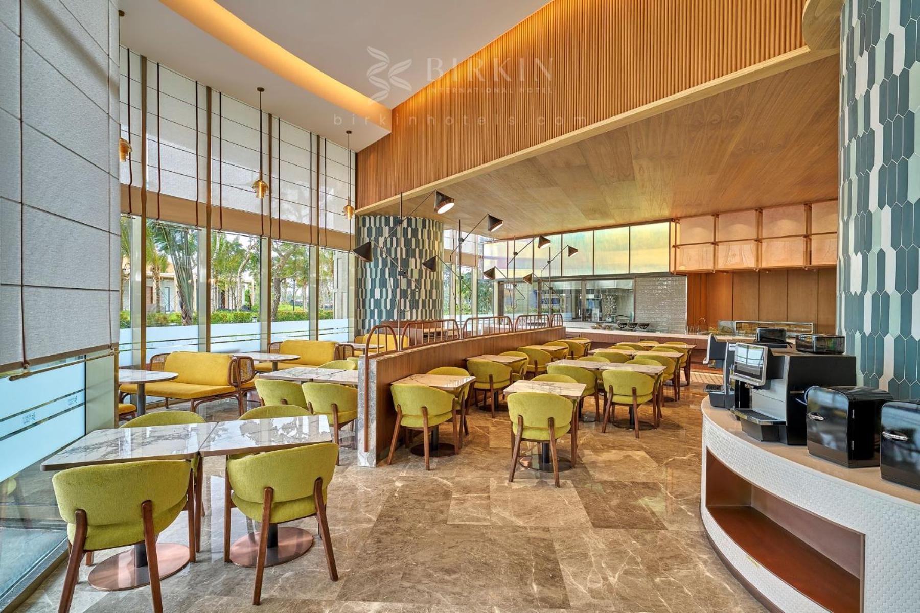 Birkin International Hotel Malacca Екстер'єр фото