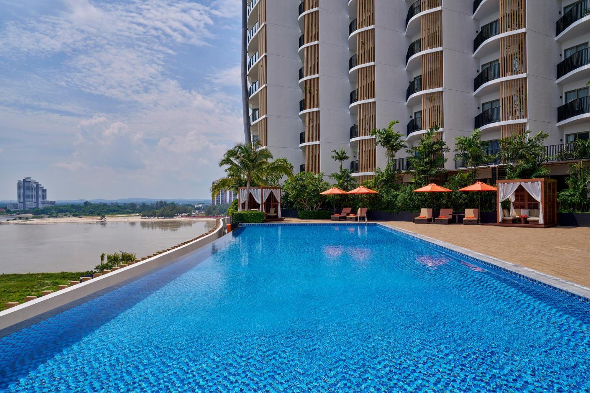 Birkin International Hotel Malacca Екстер'єр фото